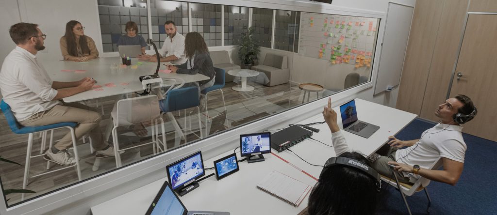 Observation room during a UX research | Cofidis Innolab
